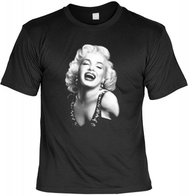 Top Qualität! HK_USA_01_12606-P11 mit dem Motiv: <br><b>Monroe T-Shirt Marilyn Fb schwarz auch in 3xL 4xL 5xL</b>,fällt sofort ins Auge und sorgt für einen gelungenen Auftritt.<br><br>T-shirt namenhafter Hersteller in bester Qualität, wie <b>Stedman</b> o